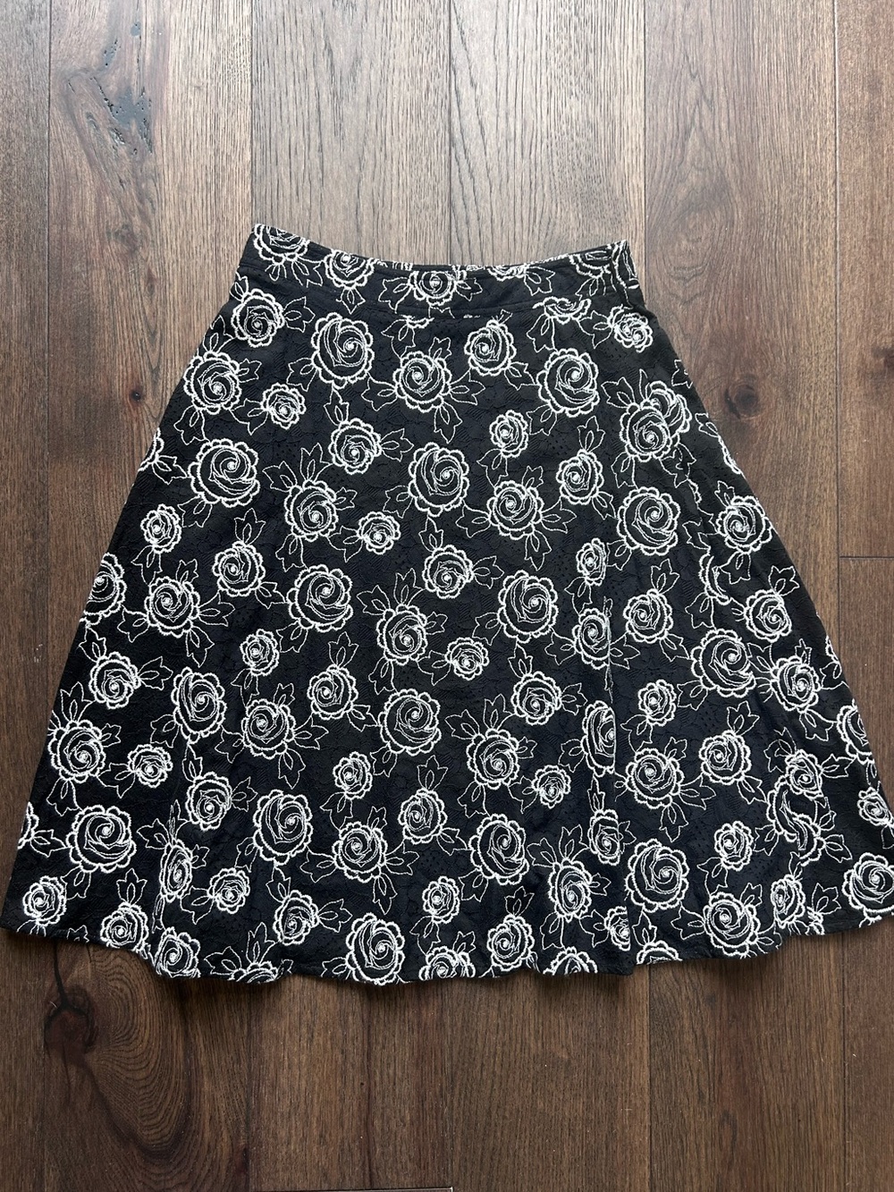 Josephine Chaus Black Skirt with White Floral Print